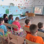 Смотрим любимые мультфильмы